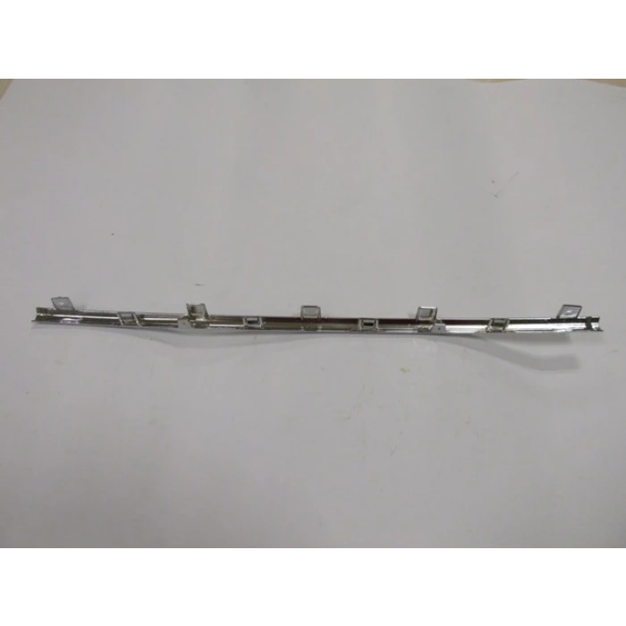 FIAT LINEA- 12/17; ÖN TAMPON ÇITASI ALT ORTA NİKELAJLI