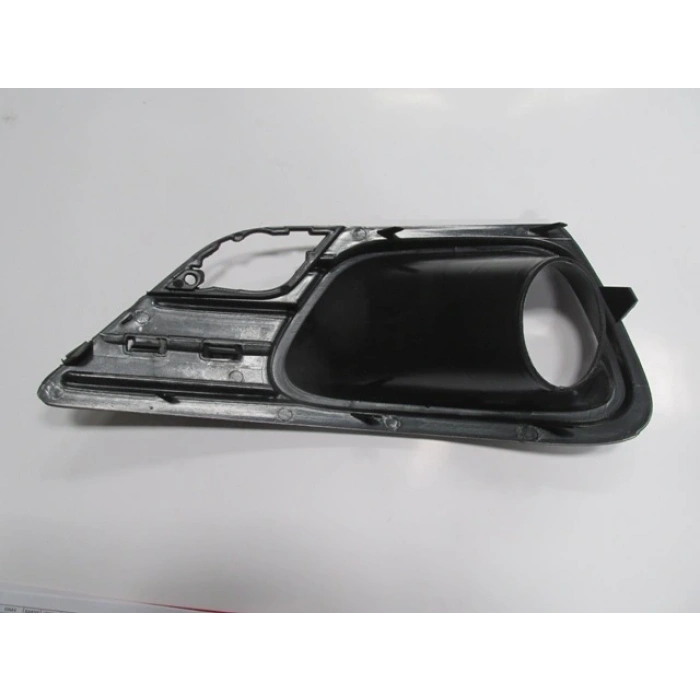 FIAT LINEA- 12/17; SİS LAMBA KAPAĞI SAĞ SİS DELİKLİ