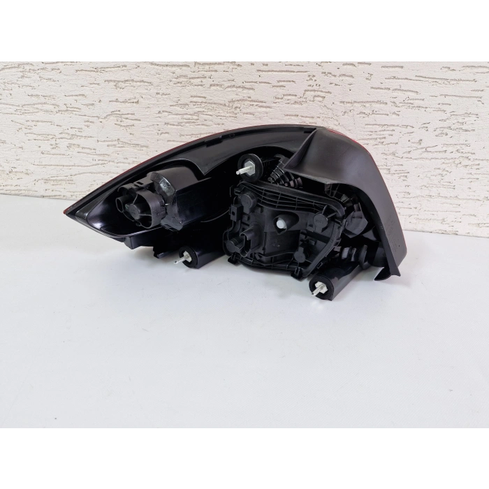 FİAT LİNEA SAĞ ARKA STOP LAMBASI DUYLU SIFIR ORJİNAL 2007-2018