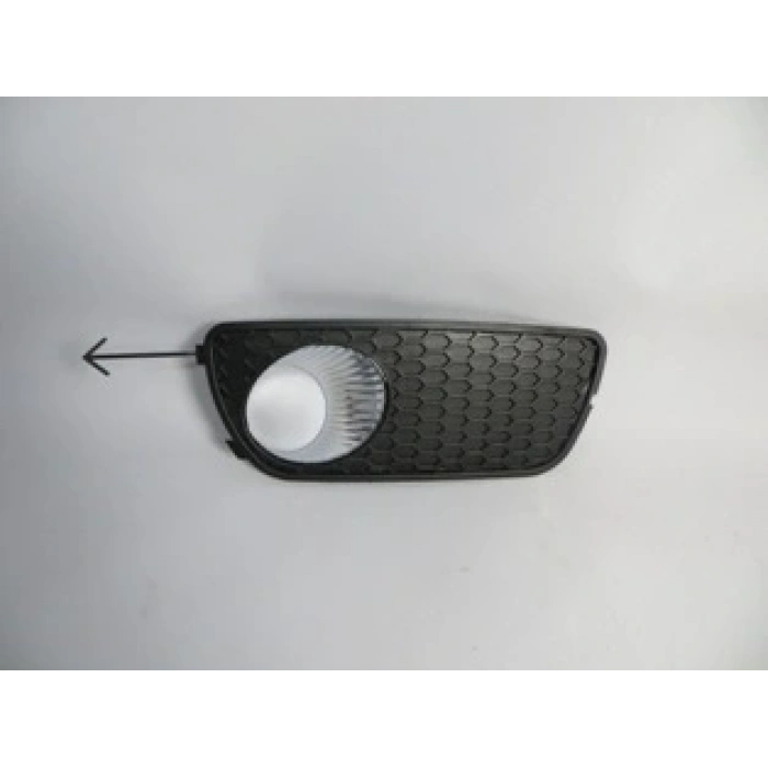 FIAT PALIO- 05/13; SİS LAMBA KAPAĞI SAĞ SİS DELİKLİ (SİS YUVASI NİKELAJLI)