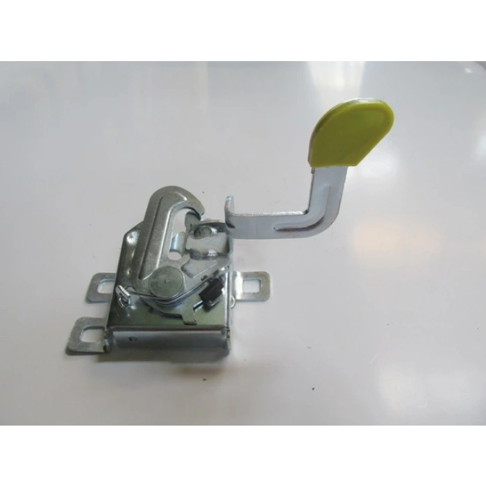 FIAT PRATICO- 15/22; KAPUT KİLİDİ