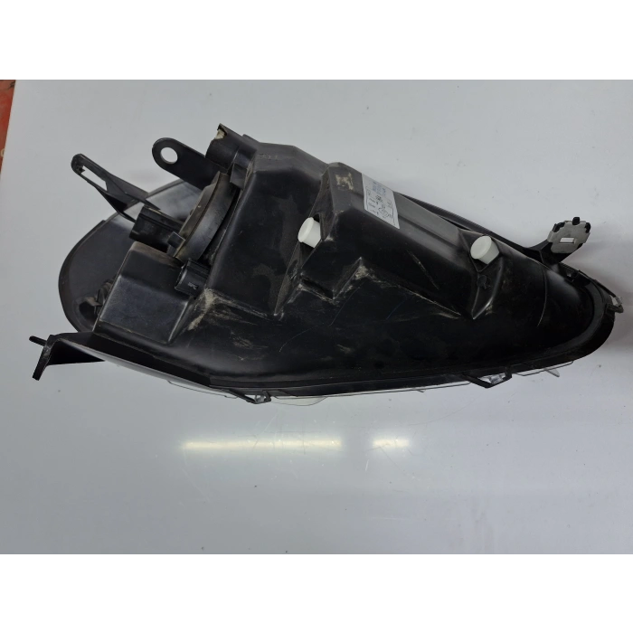 FİAT PUNTO EVO SOL ÖN FAR SİYAH SOKET SIFIR AYARINDA