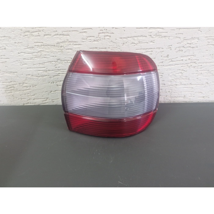 FİAT SİENA SAĞ ARKA STOP LAMBASI DUYSUZ SIFIR 1996-2000