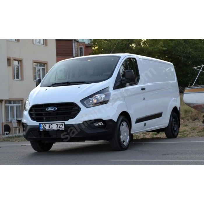 FORD CUSTOM- 18/23; ARAÇ BİLGİLERİ VE RESİMLERİ