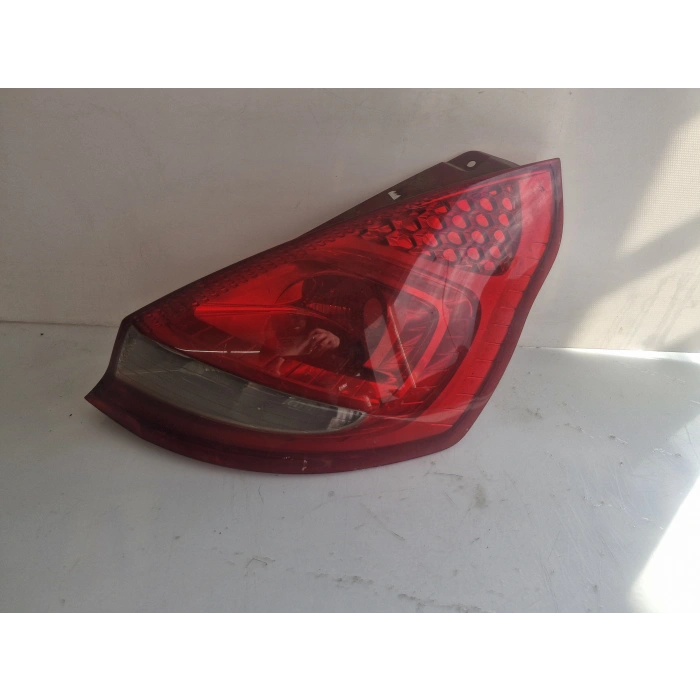 FORD FİESTA SAĞ ARKA STOP LAMBASI ÇIKMA 2009-2012