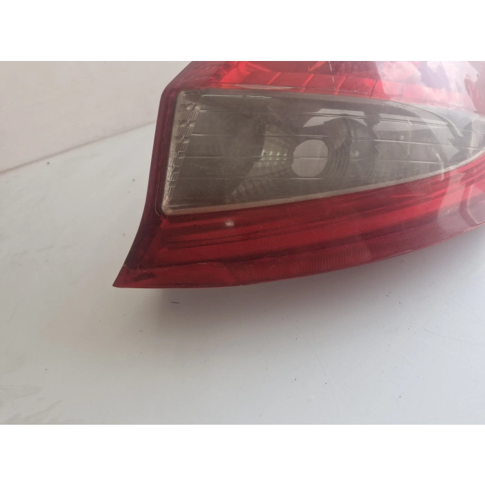 FORD FİESTA SAĞ ARKA STOP LAMBASI ÇIKMA 2009-2012