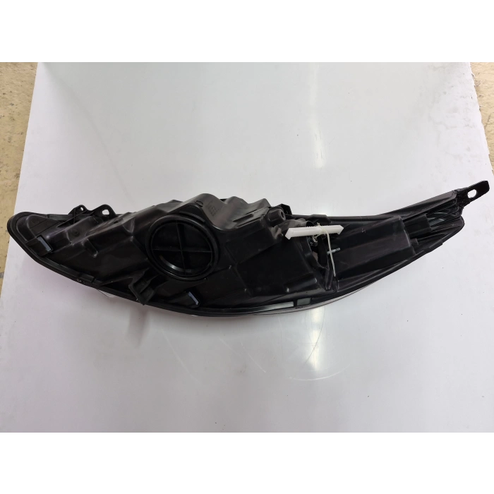 FORD FİESTA SAĞ ÖN FAR MERCEKLİ MOTORLU 2008-2012 SIFIR AYARINDA