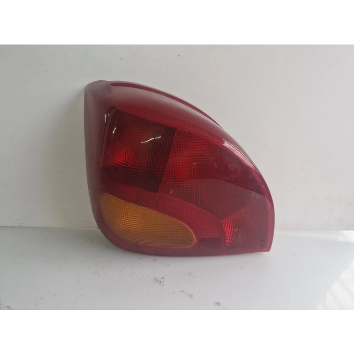 FORD FİESTA SOL ARKA STOP LAMBASI ÇIKMA 1995-1999