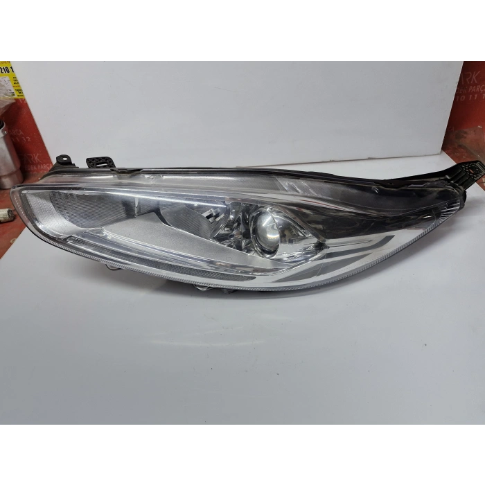 FORD FİESTA SOL ÖN FAR 2013-2018