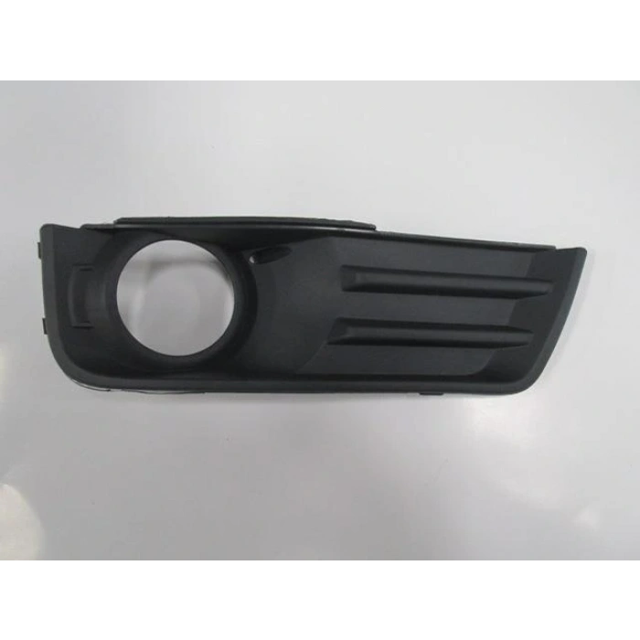 FORD FOCUS C MAX- 04/06; SİS LAMBA KAPAĞI SAĞ SİYAH SİS DELİKLİ