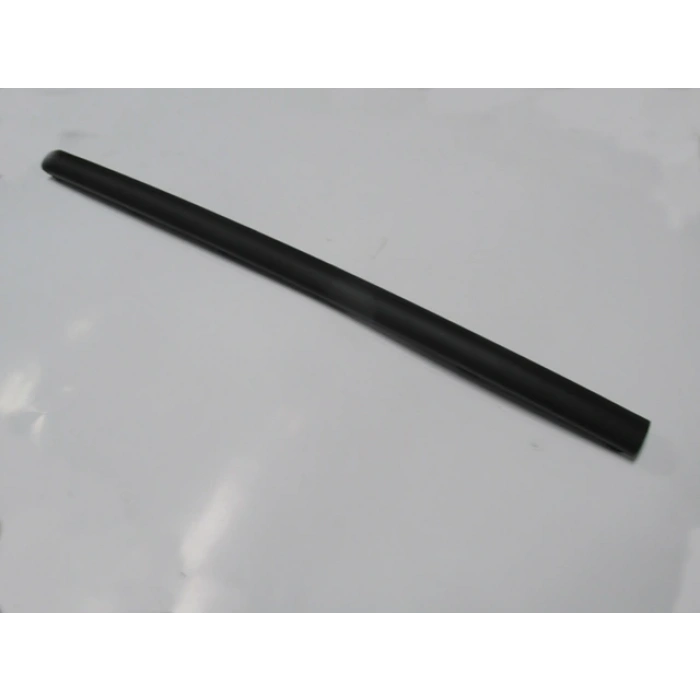 FORD FOCUS- HB- 02/05; ARKA TAMPON BANDI ORTA SİYAH PÜTÜRLÜ (5KAPI) (TÜV)(TYG)