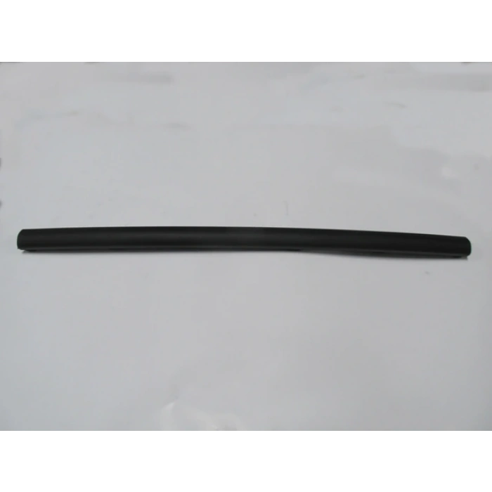 FORD FOCUS- HB- 02/05; ARKA TAMPON BANDI ORTA SİYAH PÜTÜRLÜ (5KAPI) (TÜV)(TYG)