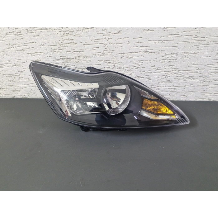 FORD FOCUS SAĞ ÖN FAR SİYAH KROM MOTORLU SIFIR 2008-2010