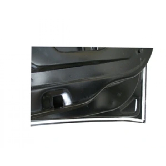 FORD FOCUS- SD/HB- 05/07; ÖN KAPI KOMPLE SOL SİYAH BAND DELİKSİZ (İCELİ/ÇEKOMASTİKLİ) (BFN)