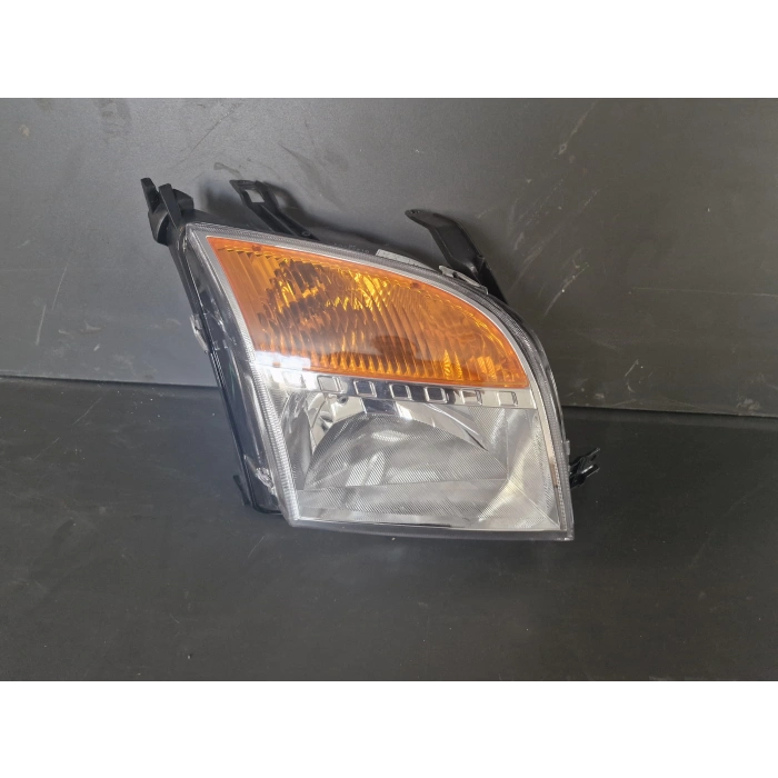 FORD FUSİON SAĞ ÖN FAR SARI SIFIR 2005-2012