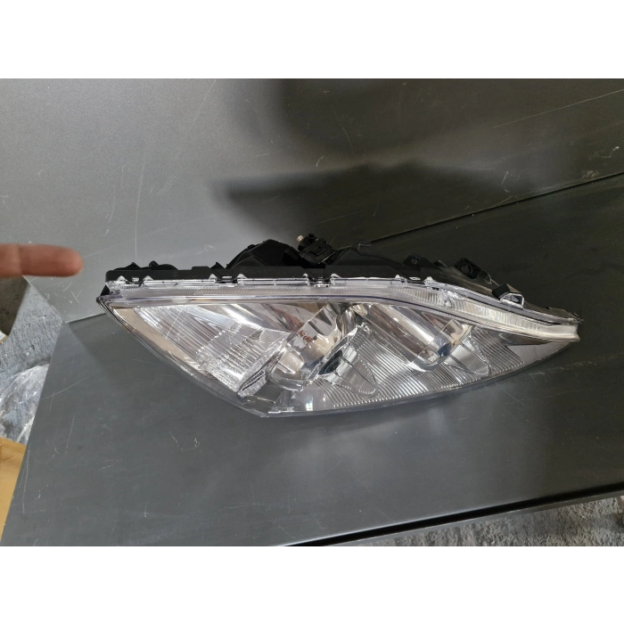 HONDA CRV SAĞ ÖN FAR ZENONLU 2007-2011 SIFIR AYARINDA