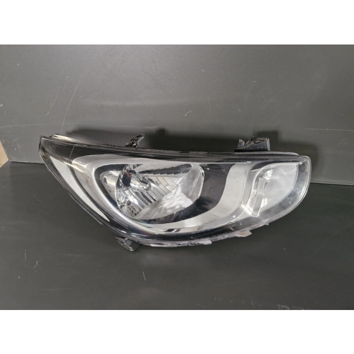 HYUNDAİ ACCENT BLUE SAĞ ÖN FAR 2011-2015 SIFIR AYARINDA