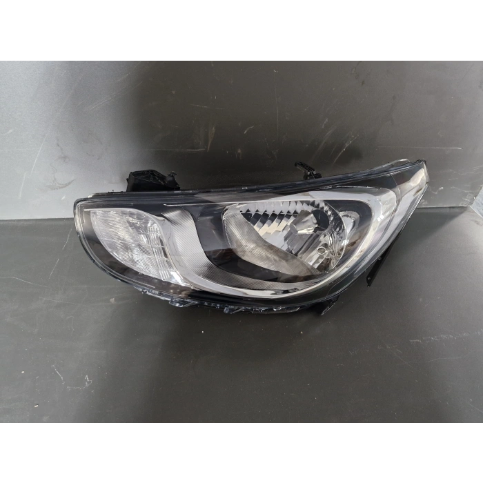HYUNDAİ ACCENT BLUE SOL ÖN FAR SIFIR 2011-2015