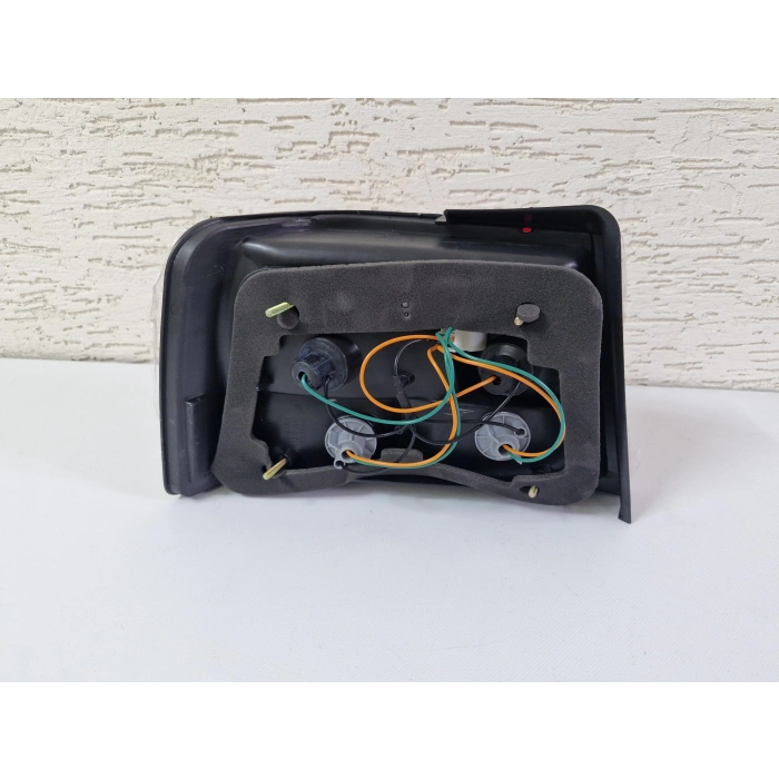 HYUNDAİ EXCEL SAĞ ARKA STOP LAMBASI DUYLU SIFIR 1992-1994