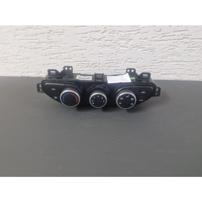 HYUNDAİ İ10 KLİMA KONTROL PANELİ ORJİNAL
