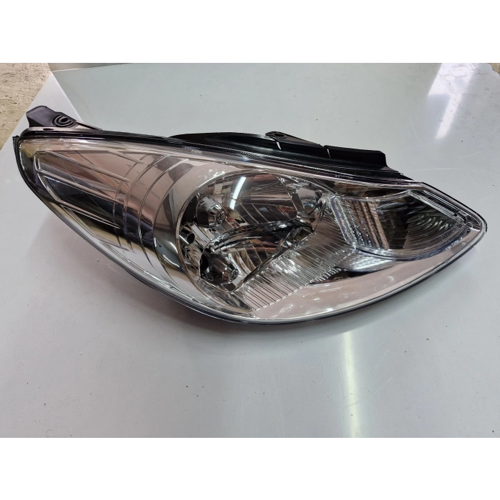 HYUNDAİ İ10 SAĞ ÖN FAR 2008-2012 SIFIR AYARINDA