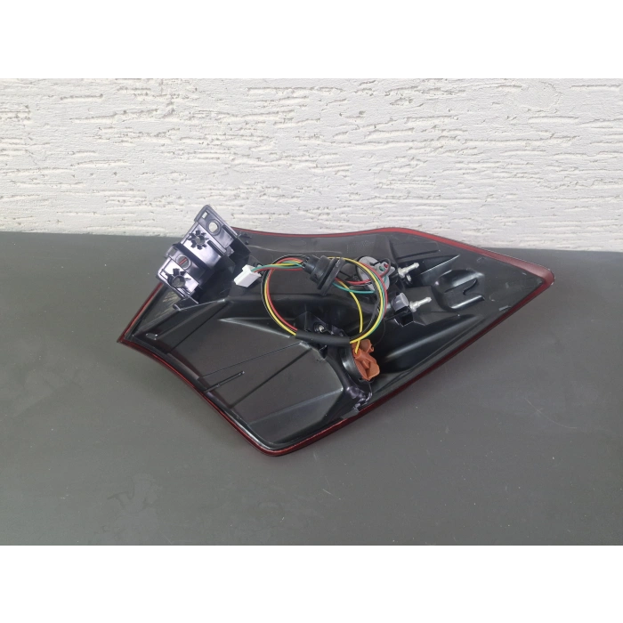 HYUNDAİ İ20 SOL ARKA STOP LAMBASI DUYLU SIFIR 2014-2016