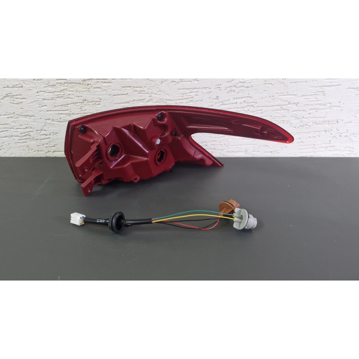 HYUNDAİ İ20 SOL DIŞ STOP LAMBASI LEDSİZ SIFIR 2020-2026