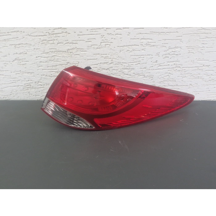 HYUNDAİ İX35 SAĞ ARKA STOP LAMBASI ÇİFT DAMLALI DUYSUZ SIFIR 2011--2015