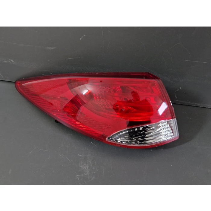 HYUNDAİ İX35 SOL ARKA DIŞ STOP LAMBASI DUYLU SIFIR 2011-2015