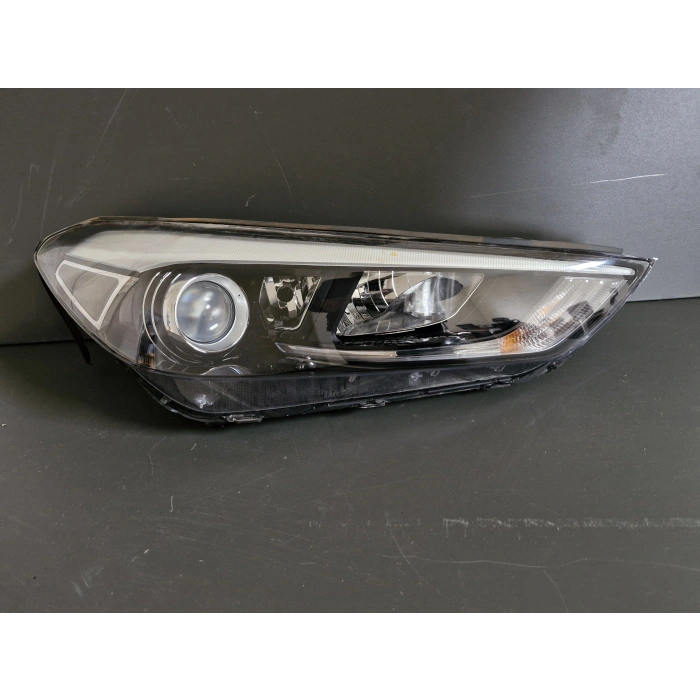 HYUNDAİ TUCSON SAĞ ÖN FAR MERCEKLİ LEDSİZ SIFIR 2015-2019