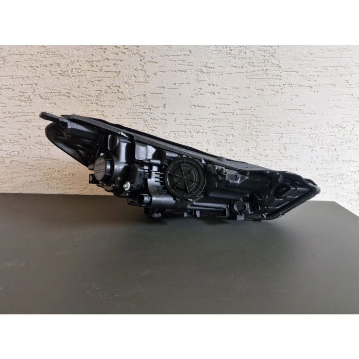 HYUNDAİ TUCSON SOL ÖN FAR LEDLİ SIFIR 2015-2018