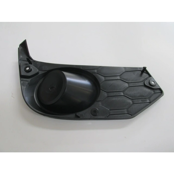 IVECO DAILY- 14/19; SİS LAMBA KAPAĞI SOL SİS DELİKSİZ (İTALYA)