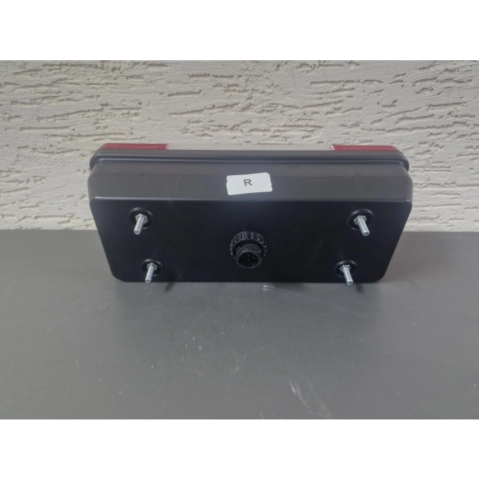 İVECO DAİLY KAMYONET SAĞ ARKA STOP LAMBASI SIFIR 2006-2016