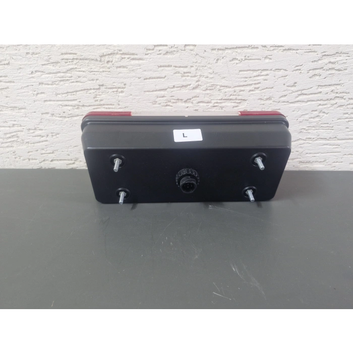 İVECO DAİLY KAMYONET SOL ARKA STOP LAMBASI SIFIR 2006-2016