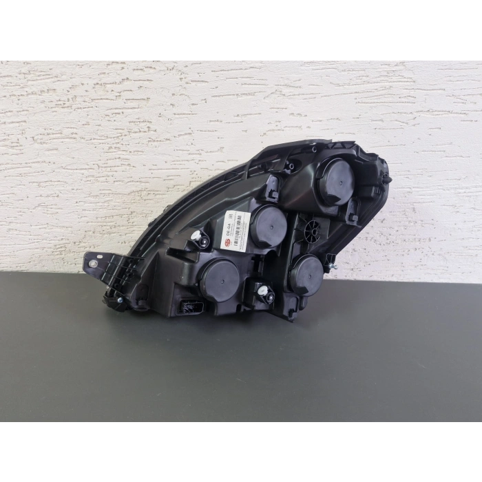 İVECO DAİLY SAĞ ÖN FAR MOTORLU SIFIR 2006-2013