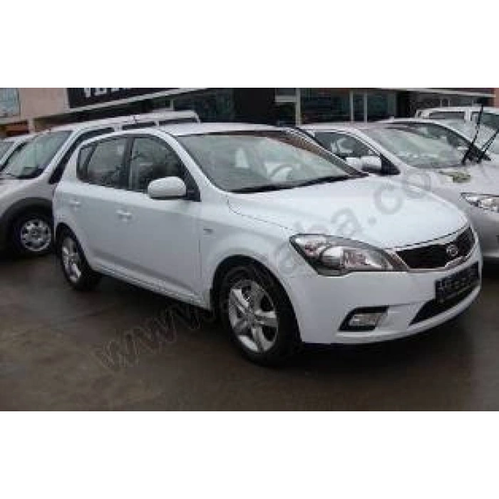 KIA CEED- 10/11; ARAÇ BİLGİLERİ VE RESİMLERİ