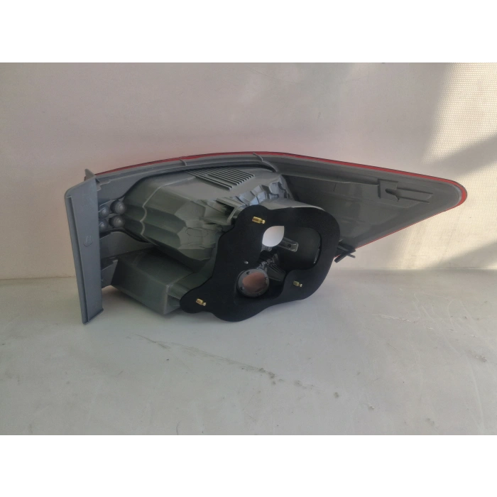 KİA CERATO SOL ARKA DIŞ STOP LAMBASI 2009-2014 SIFIR AYARINDA