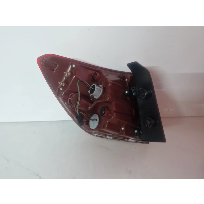 KİA RİO HB SAĞ ARKA DIŞ STOP LAMBASI 2017-2019 SIFIR AYARINDA