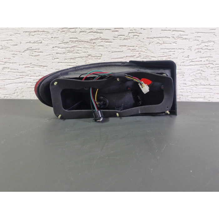 KİA SEPHİA SAĞ ARKA STOP LAMBASI DUYLU SIFIR 1996-1998