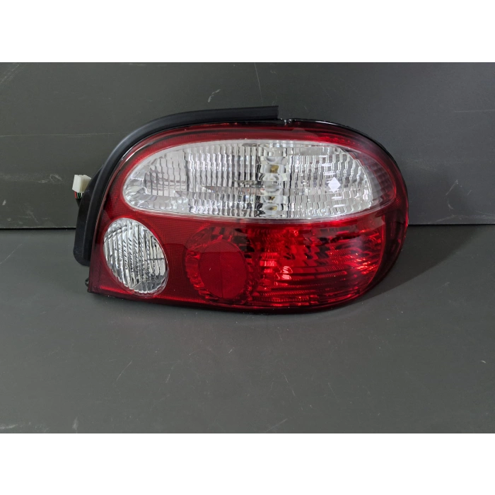 KİA SEPHİA SAĞ ARKA STOP LAMBASI SIFIR 1999-2001