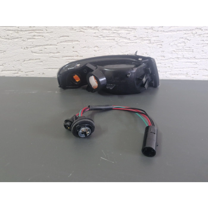 KİA SEPHİA SOL ÖN FAR SİNYALİ KRİSTAL SIFIR 1992-1995