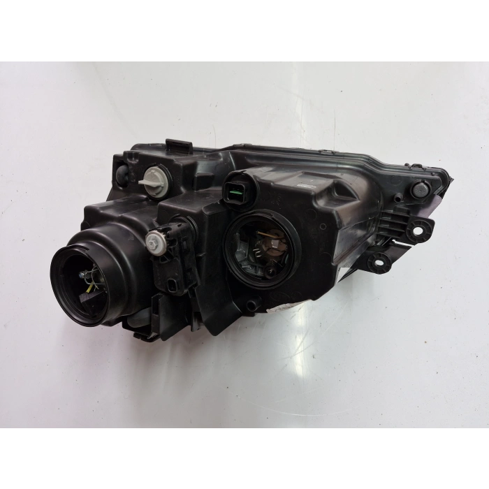 KİA SORENTO SAĞ ÖN FAR ORJİNAL 2006-2009 SIFIR AYARINDA