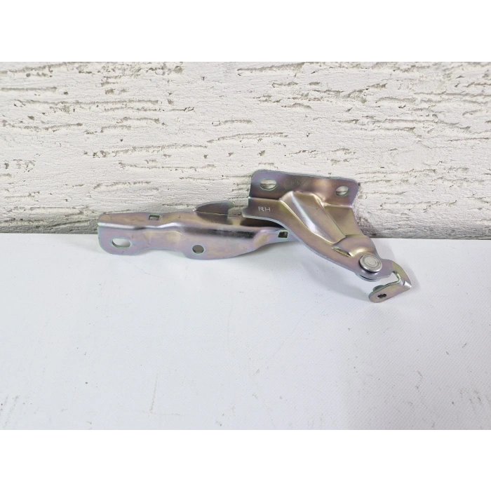 KİA SPORTAGE KAPUT MENTEŞESİ SAĞ SIFIR 2007-2010