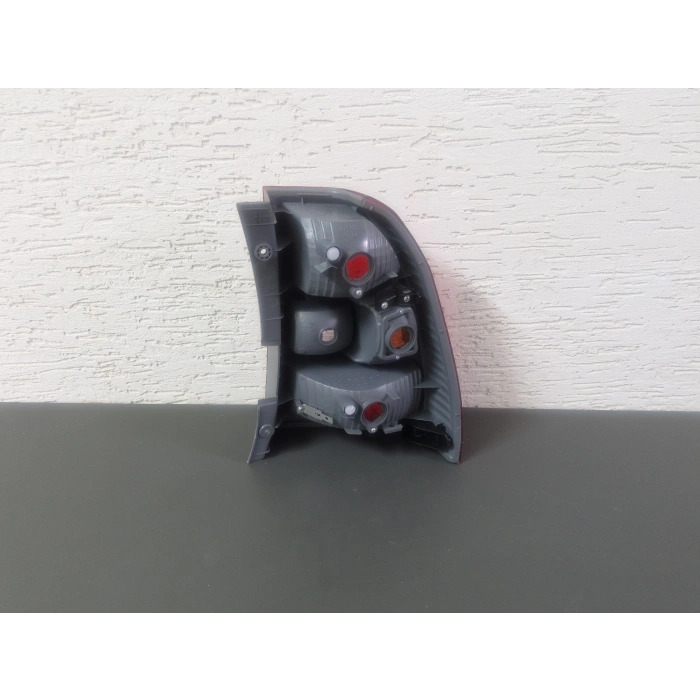 KİA SPORTAGE SOL ARKA STOP LAMBASI DUYSUZ SIFIR 2008-2010