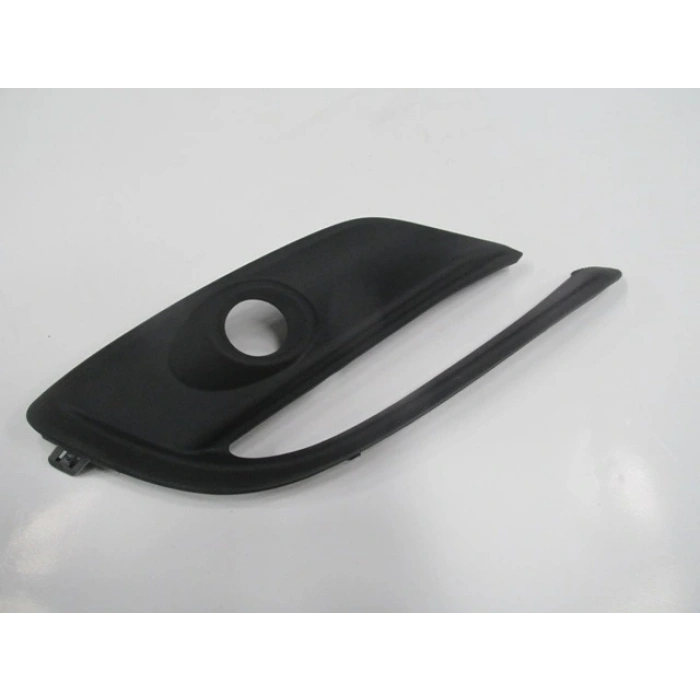 MAZDA 3- SD/HB- 16/20; SİS LAMBA KAPAĞI SOL SİS DELİKLİ (TW)