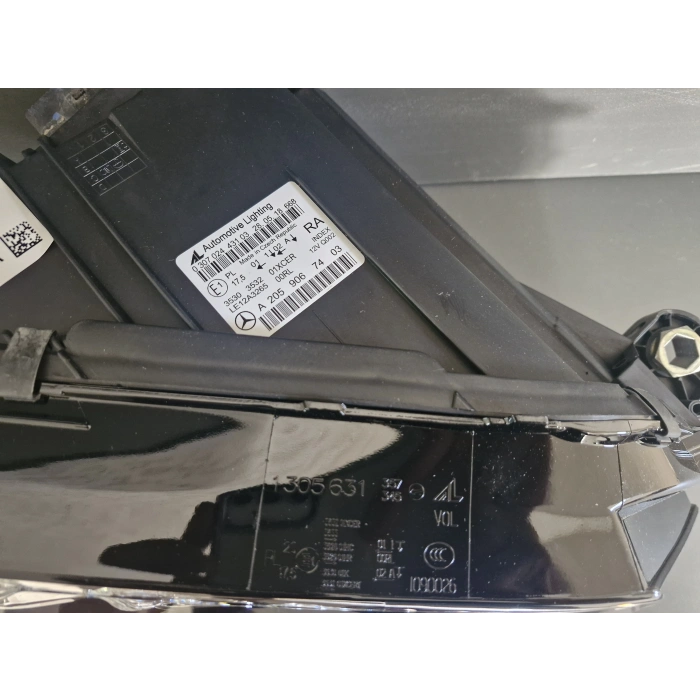 MERCEDES W205 C200 SAĞ ÖN FAR ORJİNAL SIFIR 2014-2018