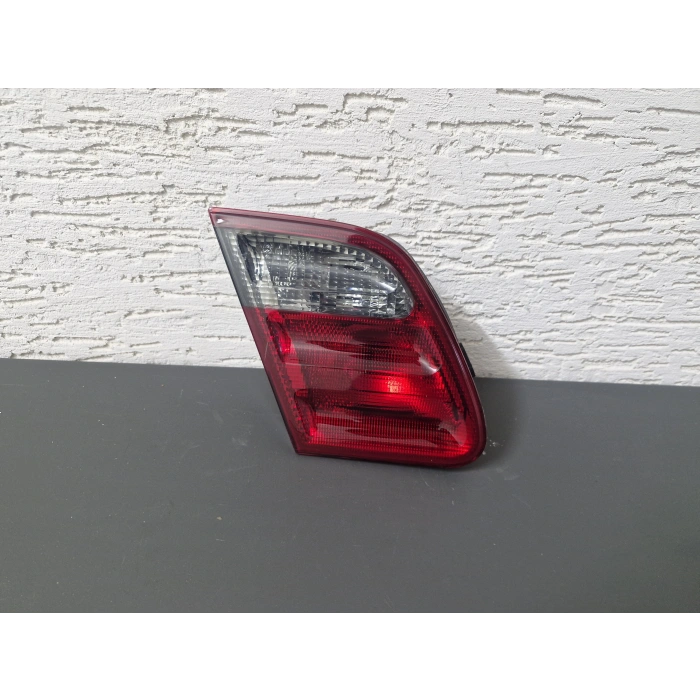 MERCEDES W210 E200 E220 SOL BAGAJ İÇ STOP LAMBASI DUYLU SIFIR 1999-2002