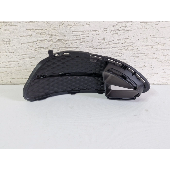 MERCEDES W212 E180 E200 ÖN TAMPON IZGARASI SOL SIFIR 2013-2015