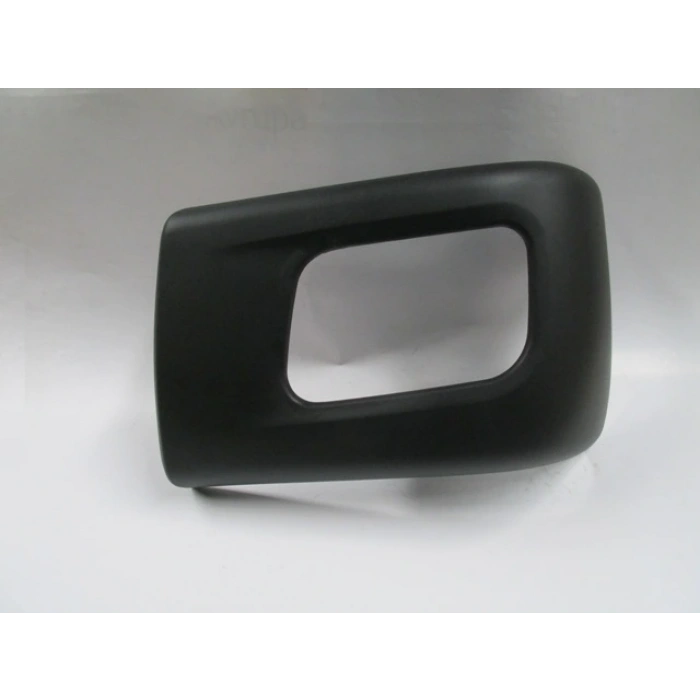 MITSUBISHI CANTER- FUSO- 13/23; ÖN TAMPON UCU SOL SİYAH (SİS DELİKLİ) (FPI)