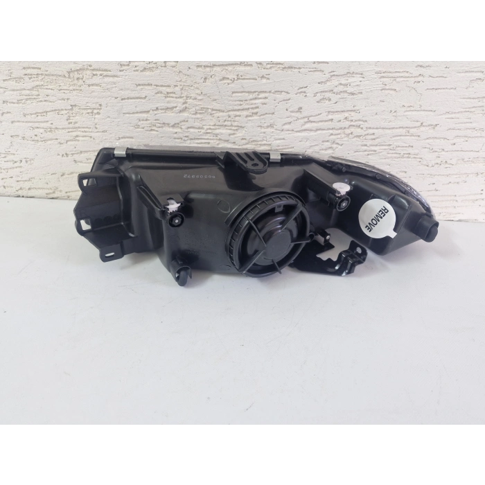 MİTSUBİSHİ CARİSMA SAĞ ÖN FAR SİYAH SIFIR 1998-2001